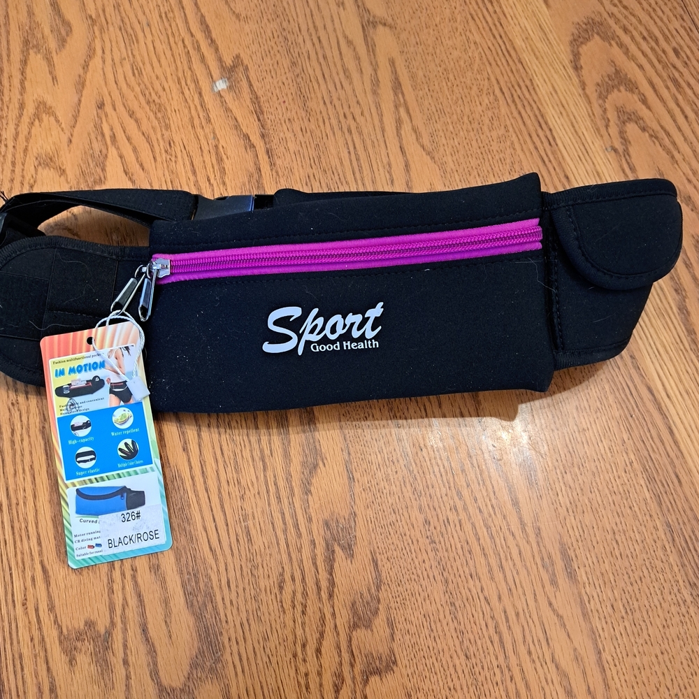 🔥5/$25🔥Black & Rose Mini Waist Bag
